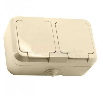 Розетка сетевая MAKEL двойная с крышкой кремовый 18254