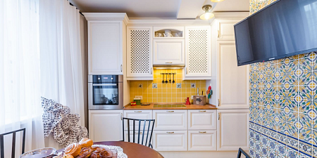 Выбор материала для потолка кухни