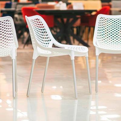 Стул садовый АЛЬТЕРНАТИВА Эврика Белый 450*600*775 мм