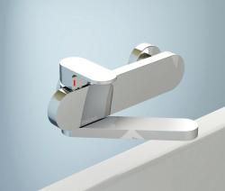 Смеситель для ванны RAVAK Chrome CR 022.00/150