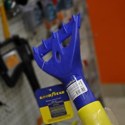 Щетка-скребок GOODYEAR WB-05 600 мм