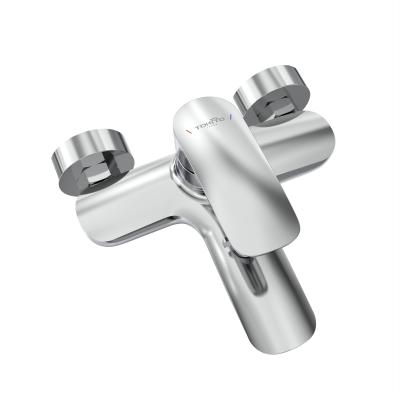 Смеситель для ванны TOKITO 538824 Смеситель для ванны TOKITO 538824