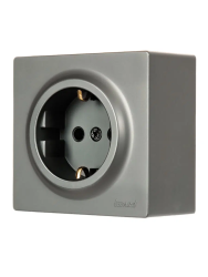 Розетка сетевая LEZARD Leto с заземлением платина 752-3500-122B