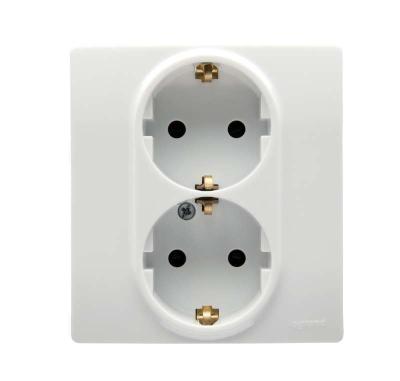 Розетка сетевая LEGRAND Etika с заземлением двойная белый 672233