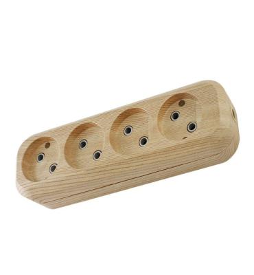 Колодка TDM Эко 4 гнезда сосна