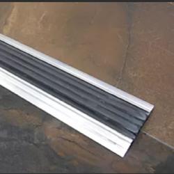 Профиль одноуровневый НОВОСЕЛ ПР61.3 Алюминий 2 м