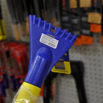 Щетка-скребок GOODYEAR WB-06 телескопическая 750-940 мм 