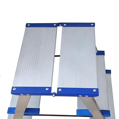 Стремянка двухсторонняя TARKO 3 ступени T14203