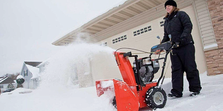 Зима без хлопот: секреты выбора снегоуборочной техники