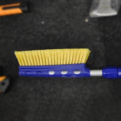 Щетка-скребок GOODYEAR WB-06 телескопическая 750-940 мм 