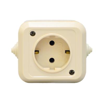 Розетка сетевая MAKEL с заземлением кремовый 18208
