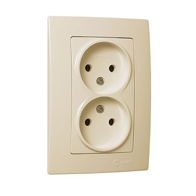 Розетка сетевая MAKEL Lilium двойная кремовый 70217