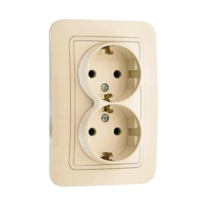 Розетка сетевая MAKEL Mimoza с заземлением двойная кремовый 25082