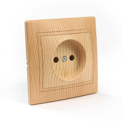 Розетка сетевая TDM Таймыр Эко сосна SQ1814-0211