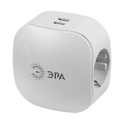 Разветвитель ЭРА 3 гнезда белый SP-3e-USB-2A